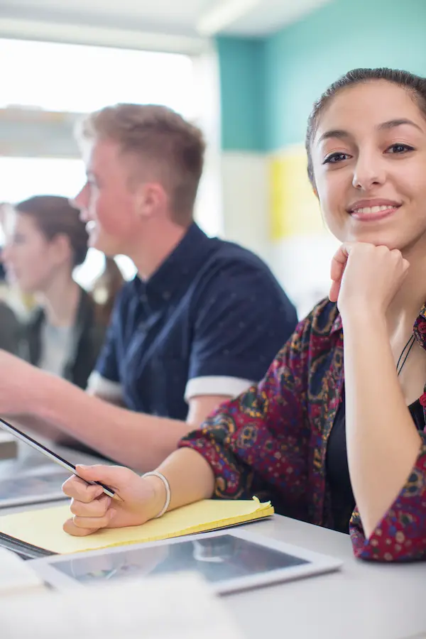 Etudiante qui réussit à l'université
